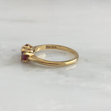Load image into Gallery viewer, Vintage Diamond & Ruby 18K Yellow Gold Ring
