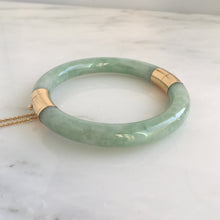Load image into Gallery viewer, Chinese Green Jade Jadeite Bracelet Bangle