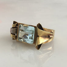 Load image into Gallery viewer, Art Deco Retro Aquamarine & 14K Gold Ring