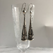 Load image into Gallery viewer, Vintage Silver Torpedo Earrings