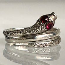 Load image into Gallery viewer, Vintage Snake Sterling Silver Ring