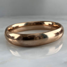 Load image into Gallery viewer, Victorian 10K Gold Floral Engraved Bangle Bracelet