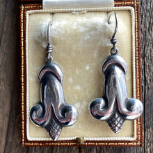Load image into Gallery viewer, Hector Aguilar Floral Mexican Silver Earrings
