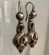 Load image into Gallery viewer, Victorian Silver Earrings