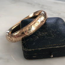 Load image into Gallery viewer, Victorian 10K Gold Floral Engraved Bangle Bracelet