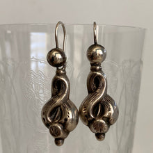 Load image into Gallery viewer, Victorian Silver Earrings