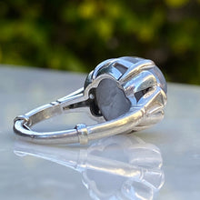 Load image into Gallery viewer, Vintage 18ct Star Sapphire & Diamond Platinum Ring