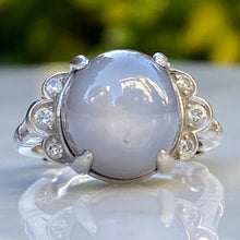 Load image into Gallery viewer, Vintage 18ct Star Sapphire & Diamond Platinum Ring