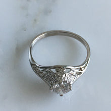 Load image into Gallery viewer, Vintage .50ct Diamond 18K Gold Filigree Ring
