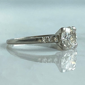 Vintage 1940’s .88ct Diamond 18K Engagement Ring