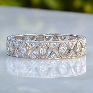 Vintage .32ct Diamond & Platinum Eternity Ring